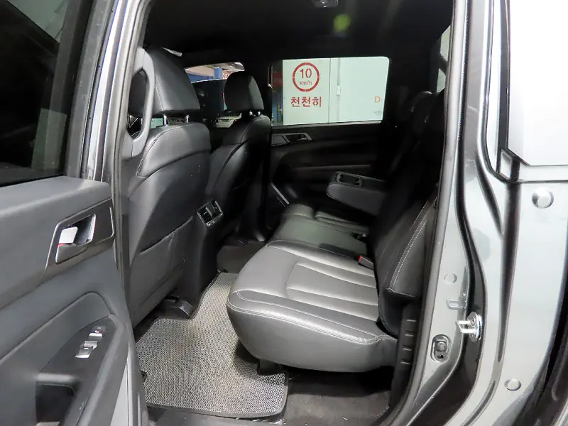 SsangYong Rexton Sports Khan