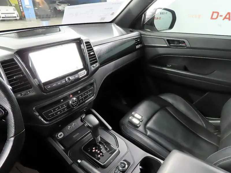 SsangYong Rexton Sports Khan