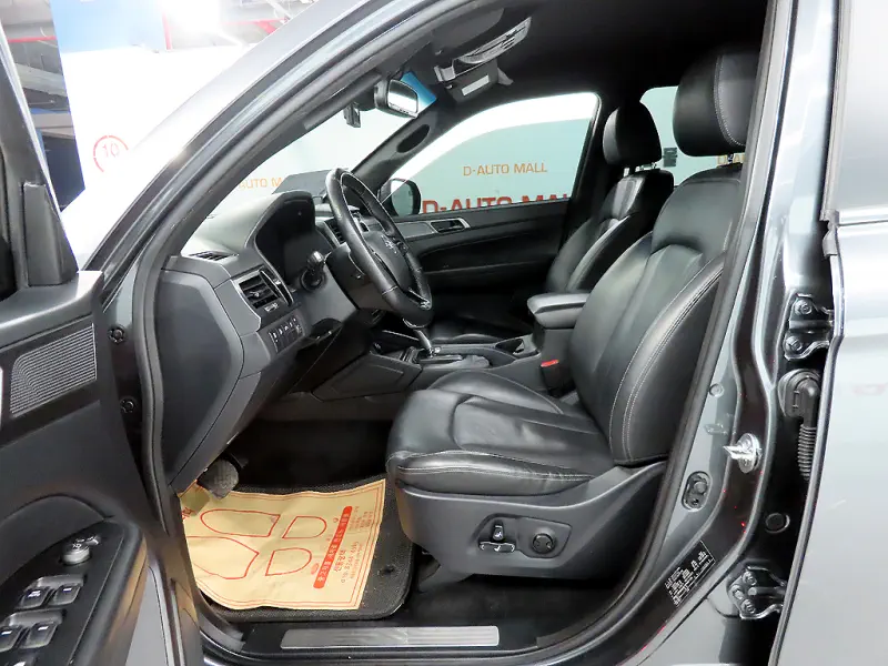 SsangYong Rexton Sports Khan