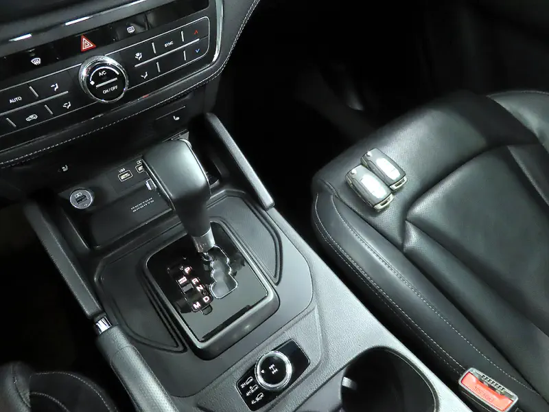 SsangYong Rexton Sports Khan