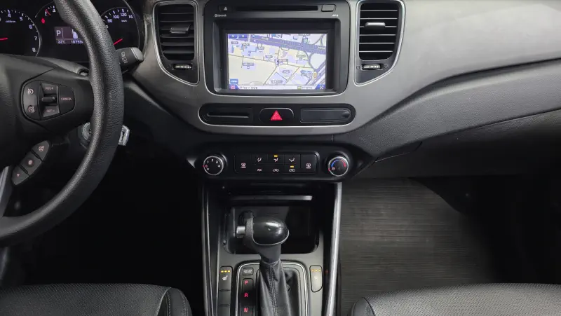 Kia Carens