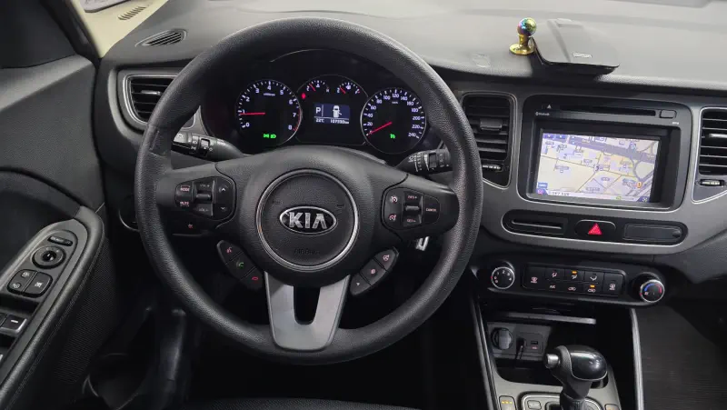 Kia Carens