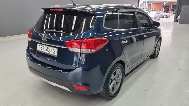 Kia Carens