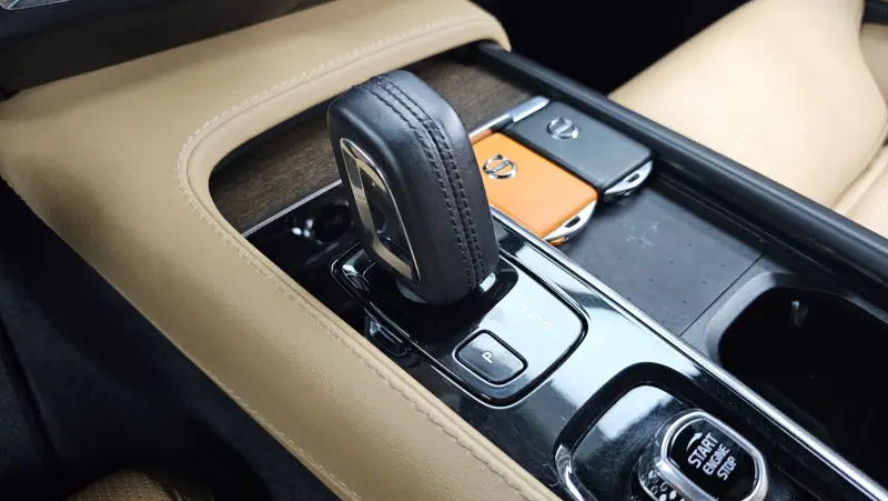 Volvo V90