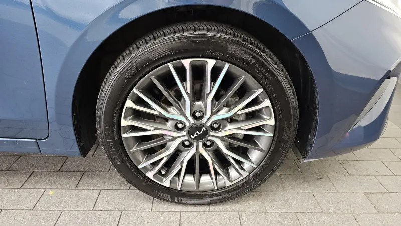 Kia K3