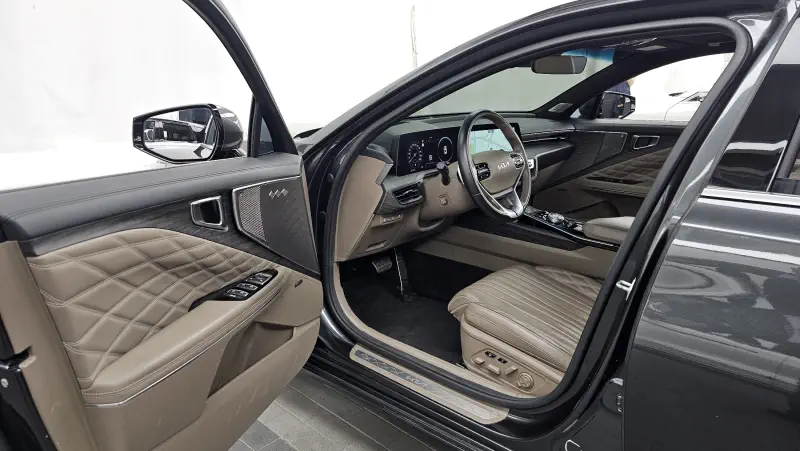 Kia K8