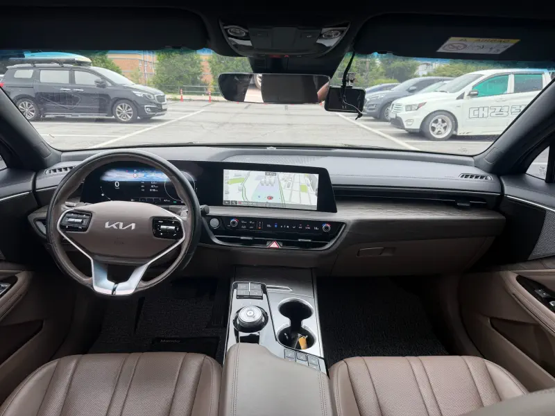 Kia K8
