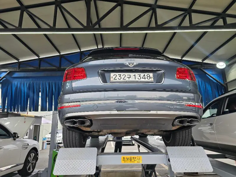 Bentley Bentayga