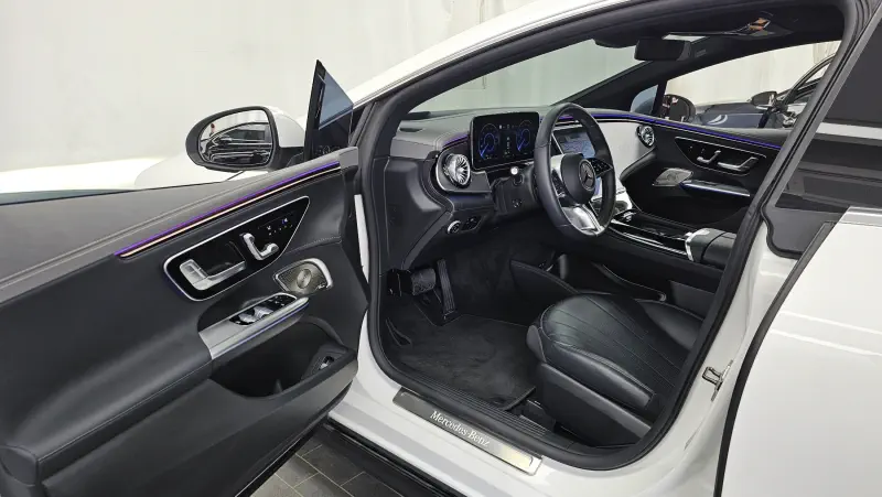 Mercedes-Benz EQE