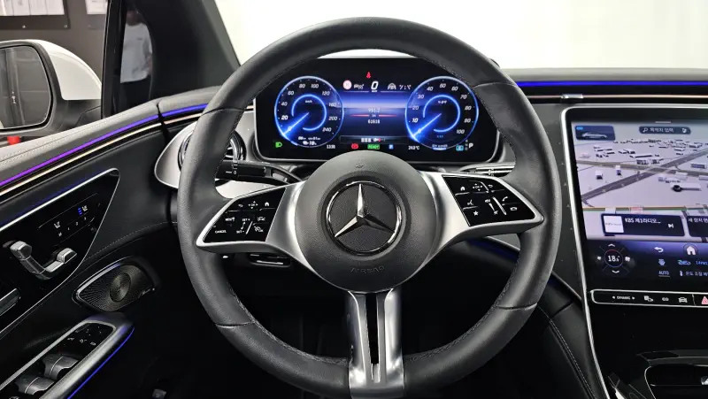 Mercedes-Benz EQE