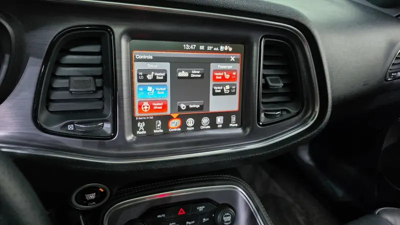 Dodge Challenger