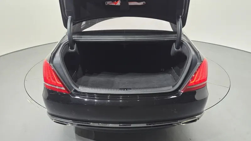 Genesis EQ900