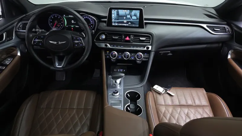 Genesis G70