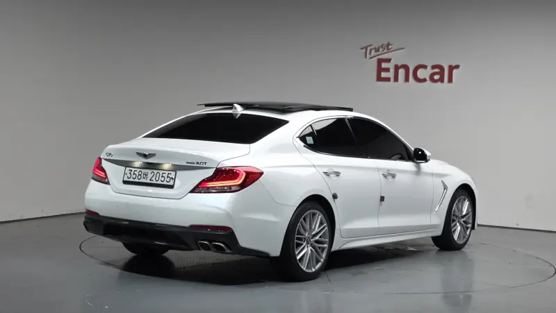 Genesis G70