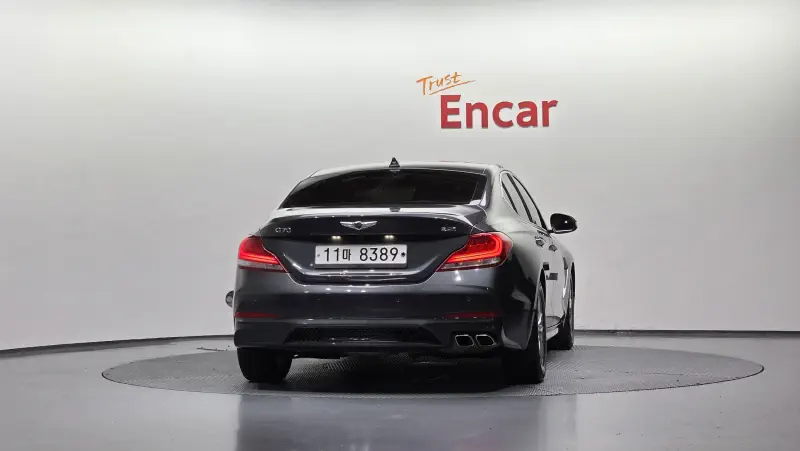 Genesis G70