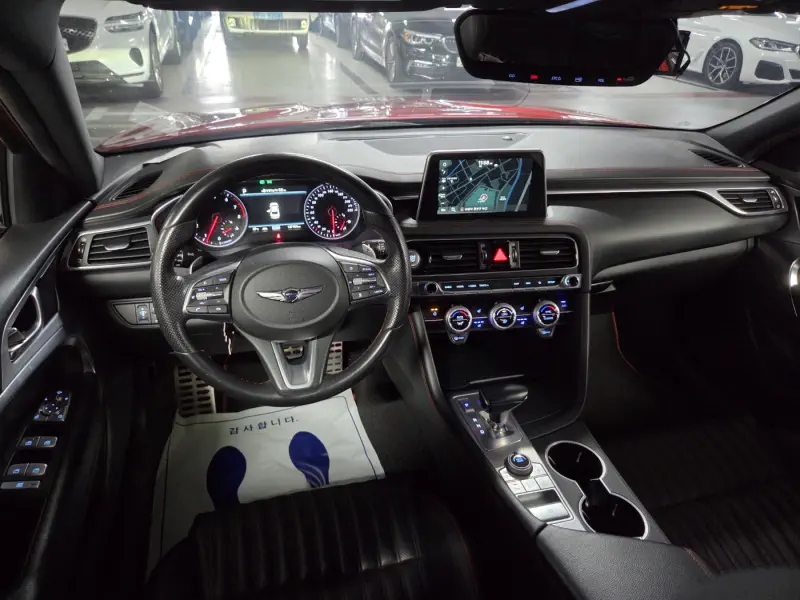 Genesis G70