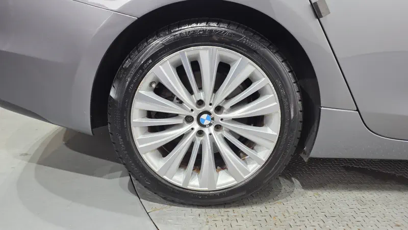 BMW 5-Series Gran Turismo
