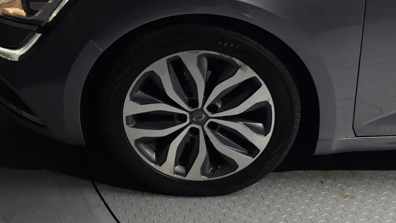 Renault Samsung SM6