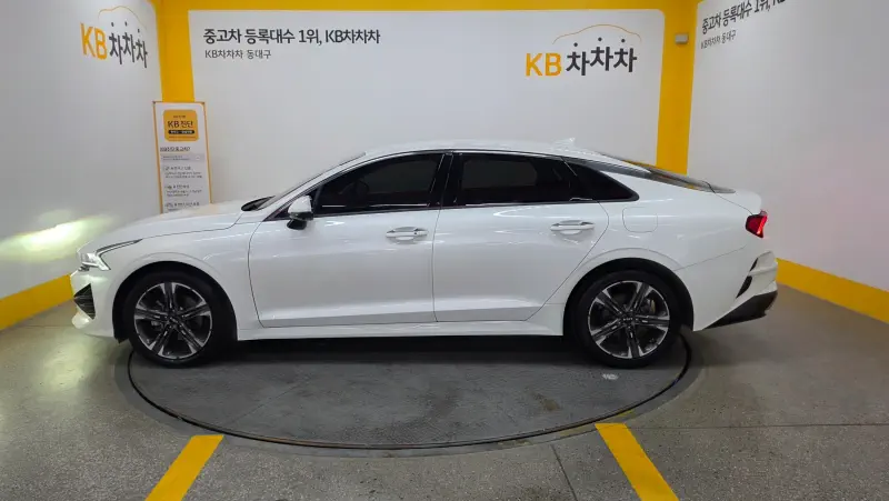 Kia K5