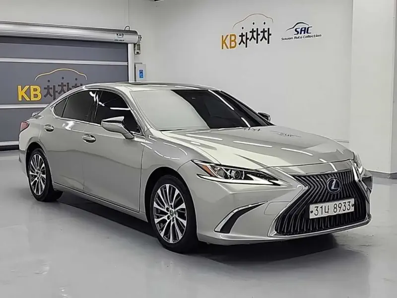 Lexus ES300h