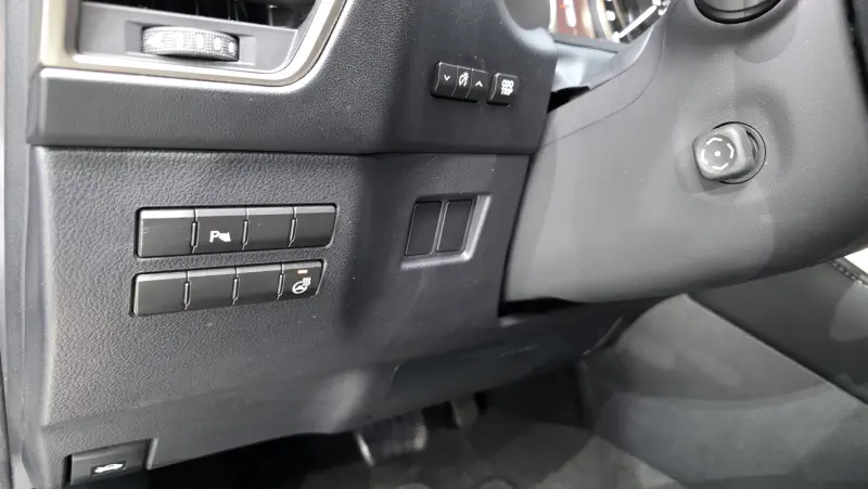 Lexus NX300h