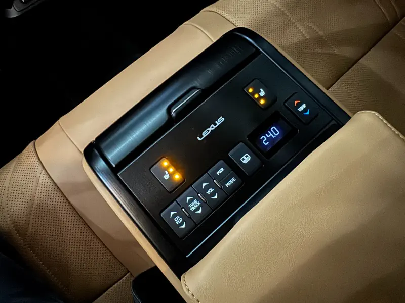 Lexus ES300h