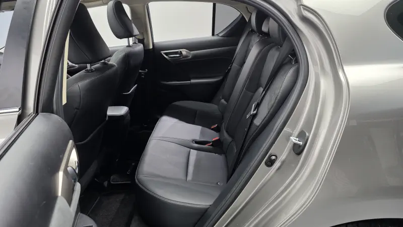Lexus CT200h