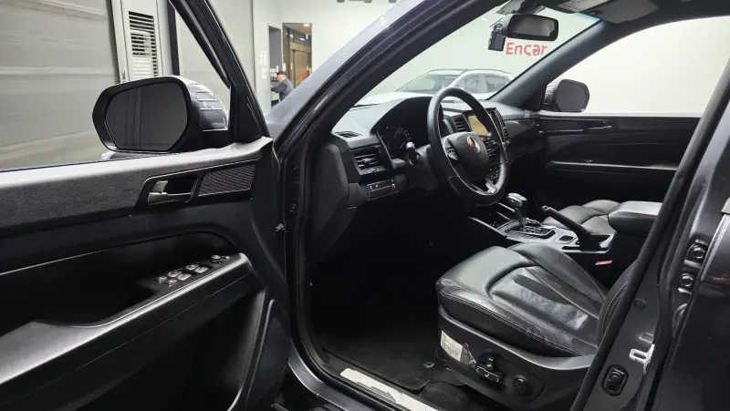 SsangYong Rexton Sports
