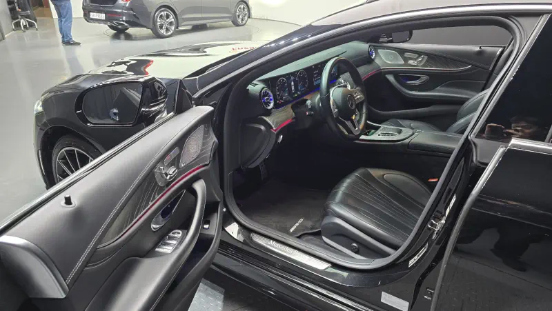 Mercedes-Benz CLS-Class