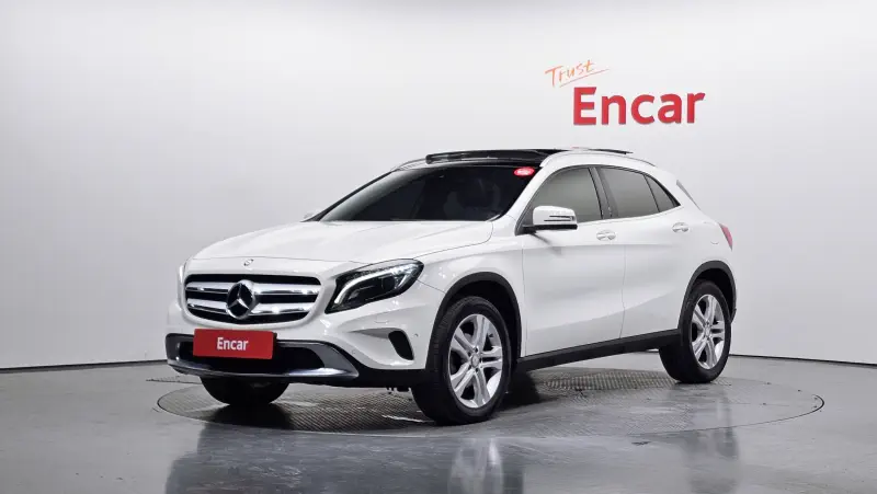 Mercedes-Benz GLA-Class