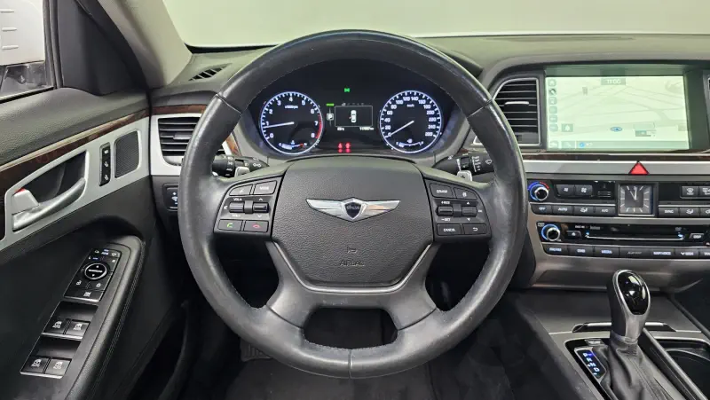 Hyundai Genesis