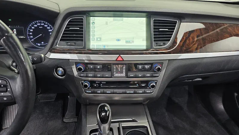 Hyundai Genesis