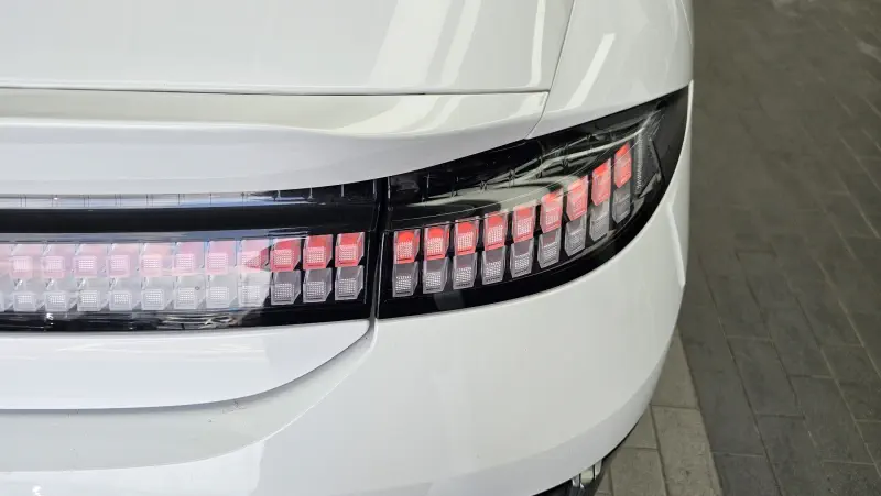 Hyundai Ioniq 6