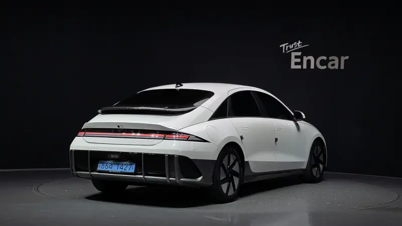 Hyundai Ioniq 6
