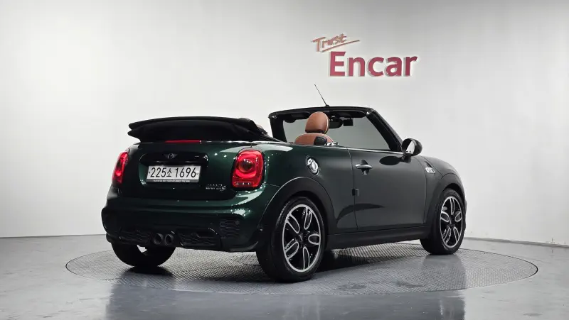 MINI Cabrio