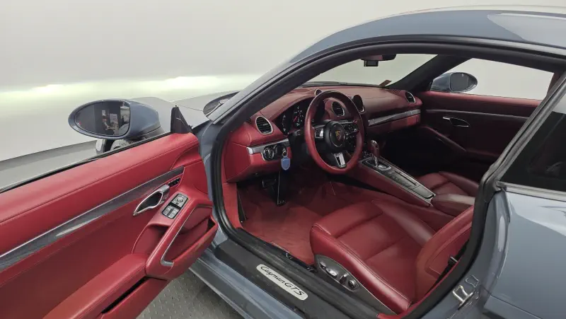 Porsche Cayman