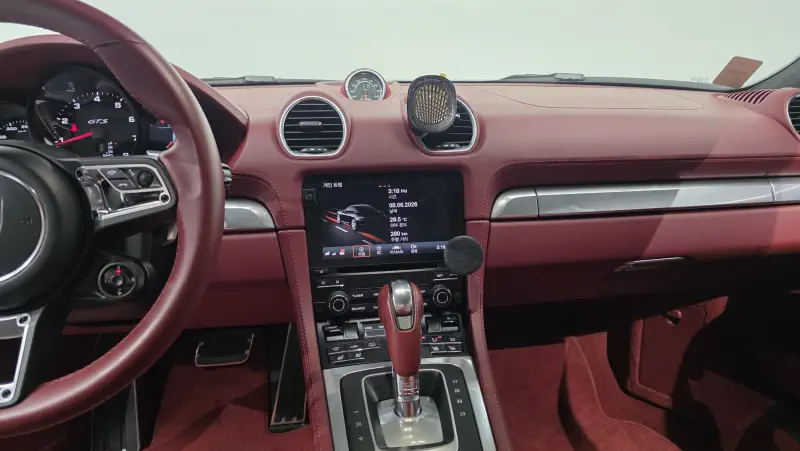 Porsche Cayman