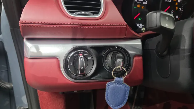 Porsche Cayman