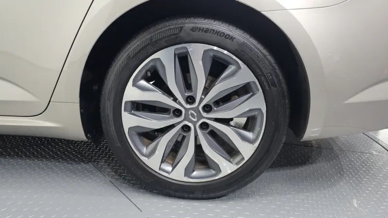 Renault Samsung SM6