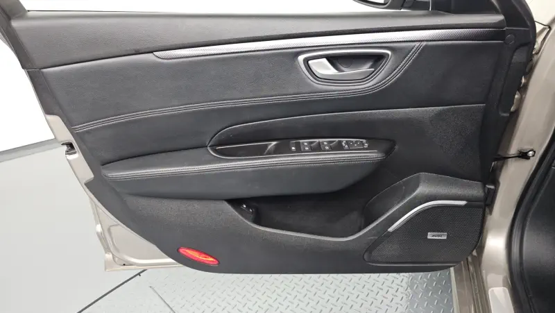 Renault Samsung SM6