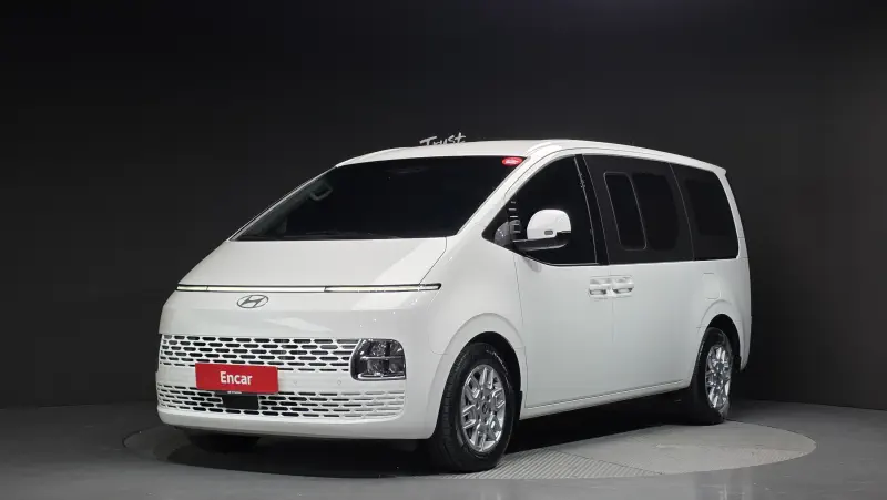 Hyundai Staria