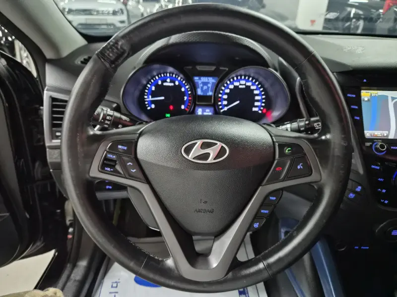 Hyundai Veloster