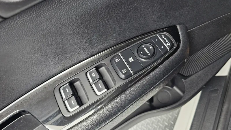 Купить Kia K5 Daejeon из Кореи