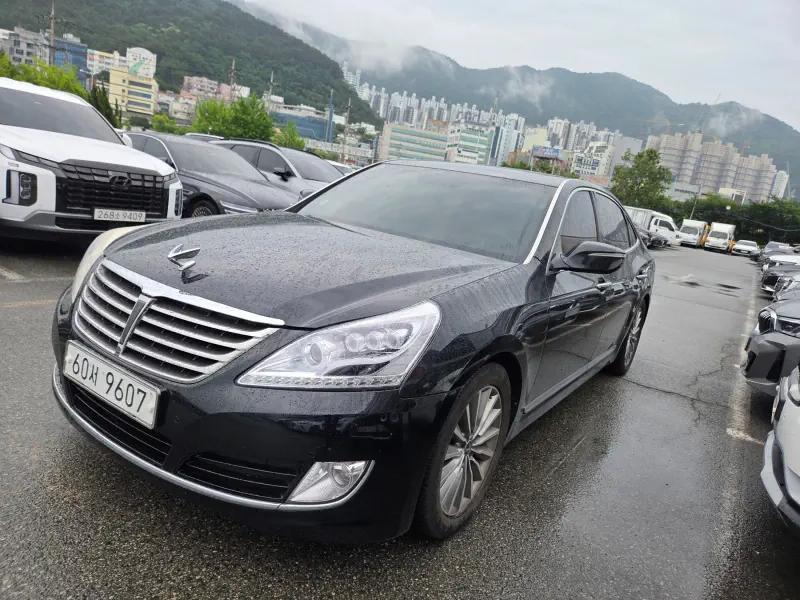 Hyundai Equus