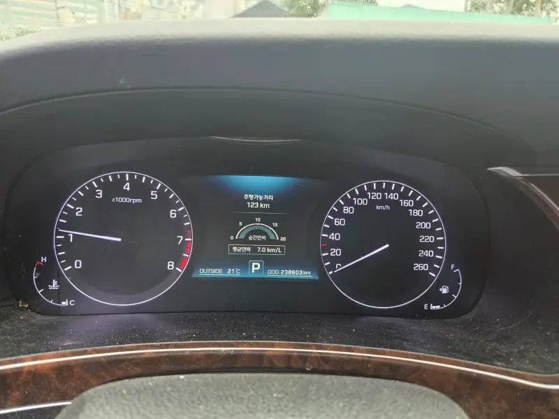 Hyundai Equus