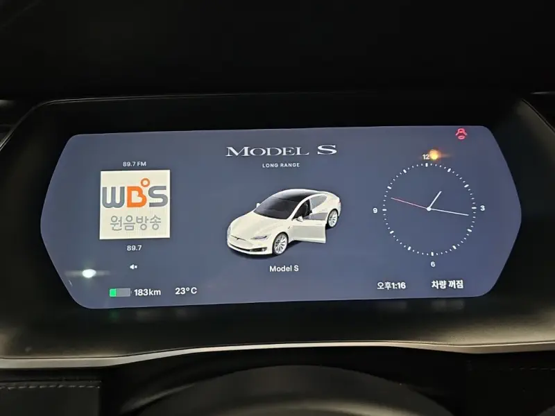 Tesla MODEL S