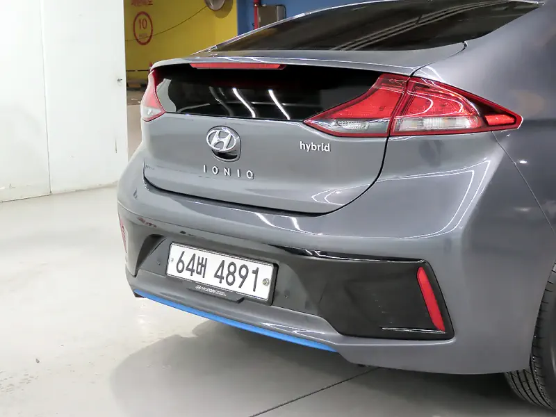 Hyundai Ioniq