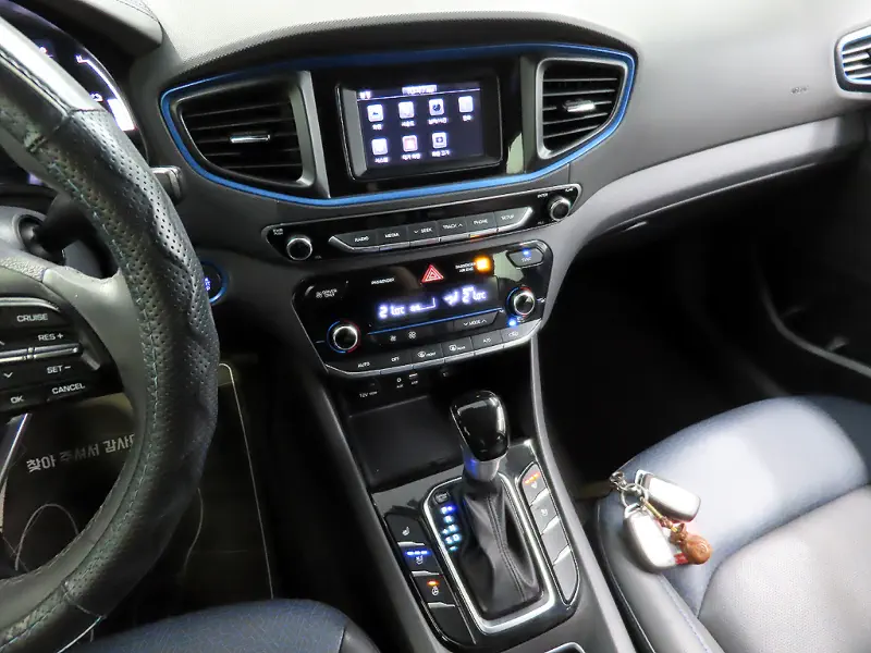 Hyundai Ioniq