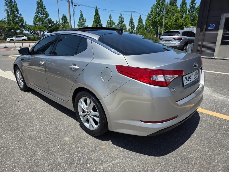 Kia K5