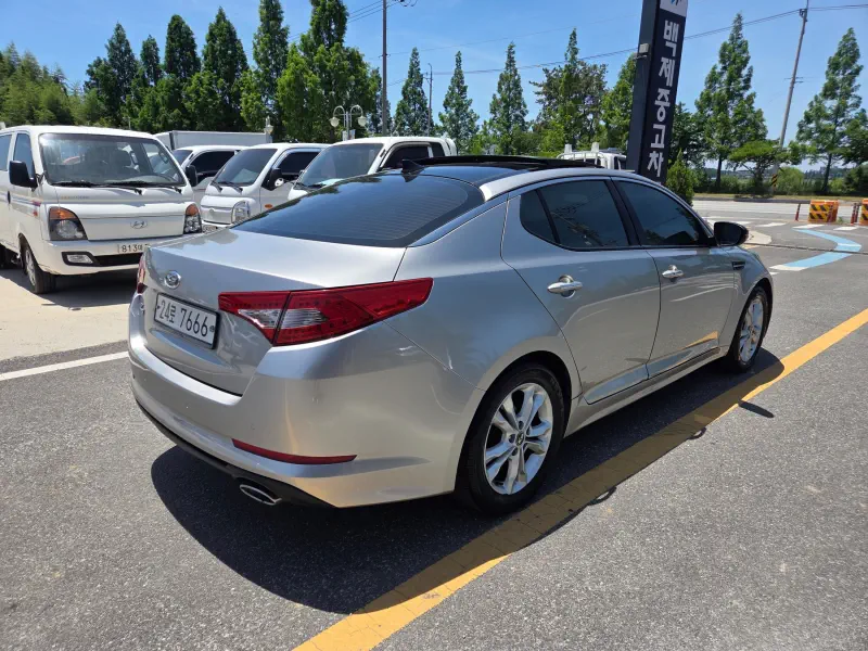 Kia K5